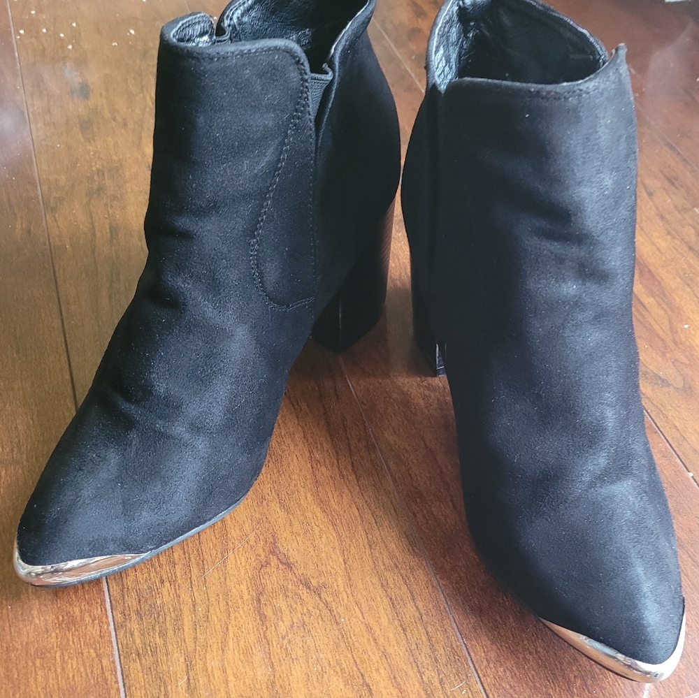 Black leather booties size 8.5 women